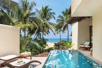 Grand Deluxe Suite with Pool