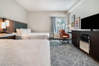 Room, 2 Queen Beds, Accessible (Hearing Shower)