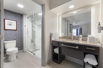Premium Suite, 1 King Bed, Non Smoking