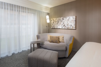 Room, 1 King Bed with Sofa bed (Mobility Accessible, Roll-In Shower)