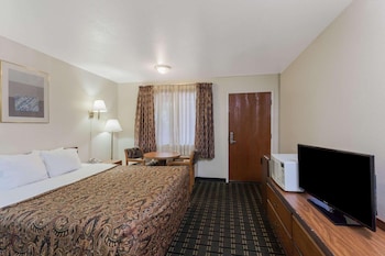 Basic Triple Room