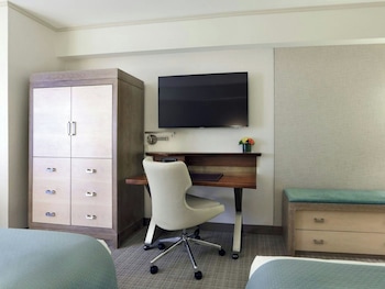 Deluxe Room, 2 Double Beds