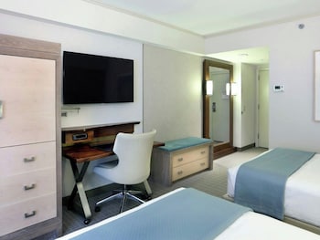 Premier Room, 2 Double Beds
