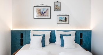 Standard Room, 1 Double Bed (Walk-in Shower;Quiet Location)