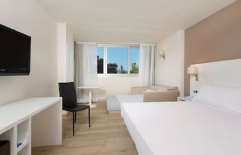 Innside, Room (2 adults + 2 children)