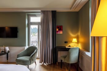Corner Room Cresta with Balcony