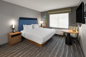 Suite, 2 Bedrooms (1 King Bed, 1 Queen Bed)