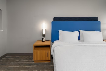 Suite, 2 Bedrooms (1 King Bed, 1 Queen Bed)