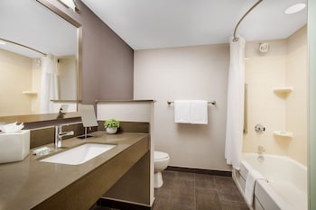 Room, 2 Queen Beds