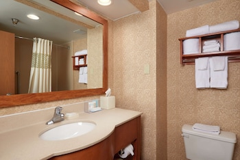 Standard Room, 1 Queen Bed