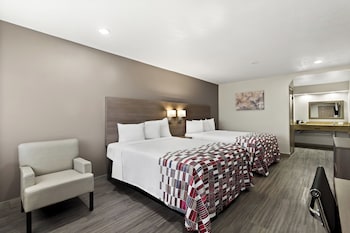 Deluxe Room, 2 Queen Beds, Accessible, Non Smoking