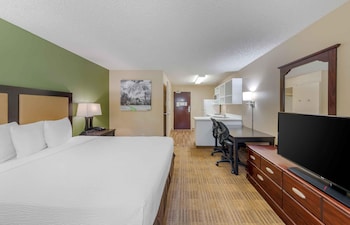 Studio, 1 Queen Bed, Accessible, Non Smoking