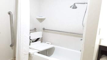 Suite, 1 King Bed, Accessible (Roll-In Shower)