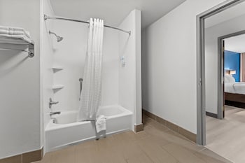 Suite, Multiple Beds