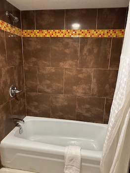 Suite, 1 King Bed, Non Smoking