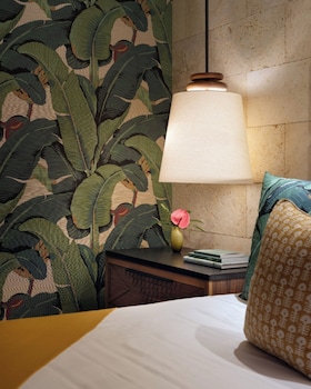 Suite, 1 King Bed, Ocean View