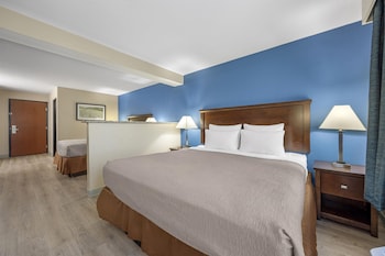 Suite, Multiple Beds, Non Smoking, Refrigerator & Microwave