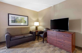 Deluxe Studio, Multiple Beds, Non Smoking