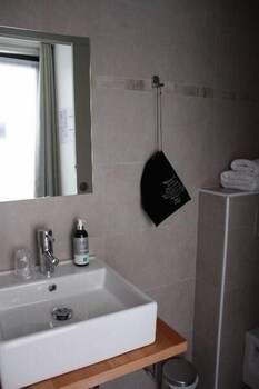 Classic Single Room