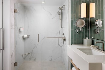 Double Room, Oceanfront (St. Moritz Tower)