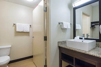 Superior Room, 1 King Bed (Smoke Free)