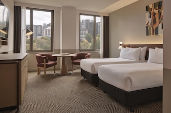 Parkview Twin Room (Newly Renovated)