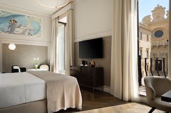 Junior Studio Suite, City View