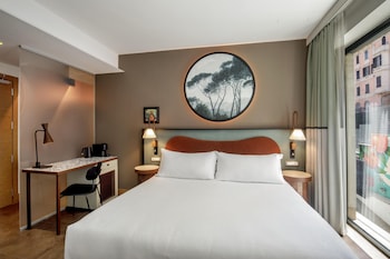 Superior Room, 1 King Bed